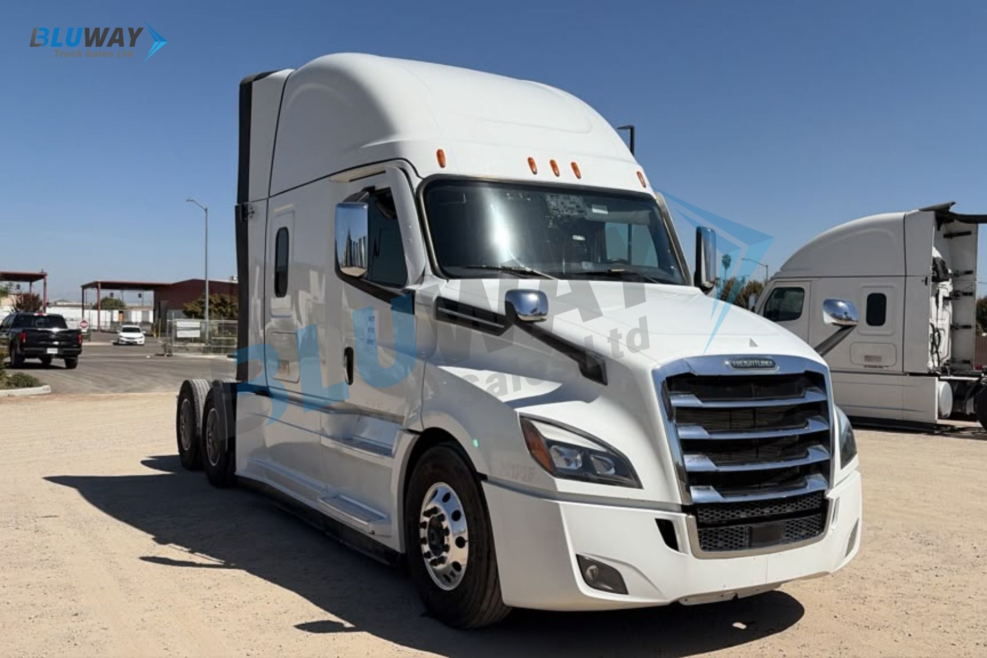 2025 Freightliner Cascadia — photo 5 of 8