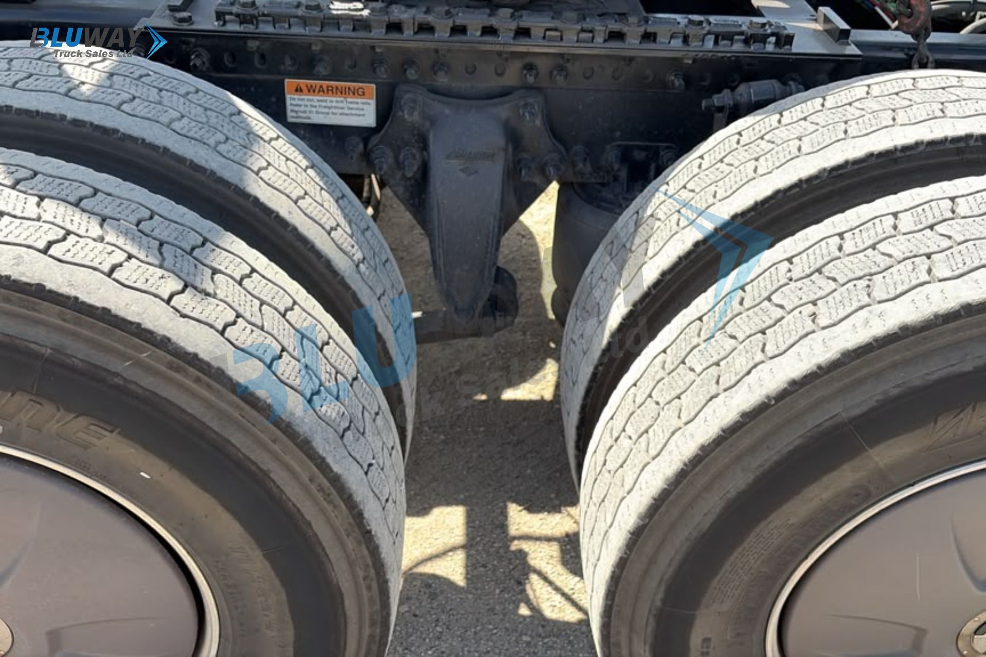 2024 Freightliner Cascadia — photo 4 of 8