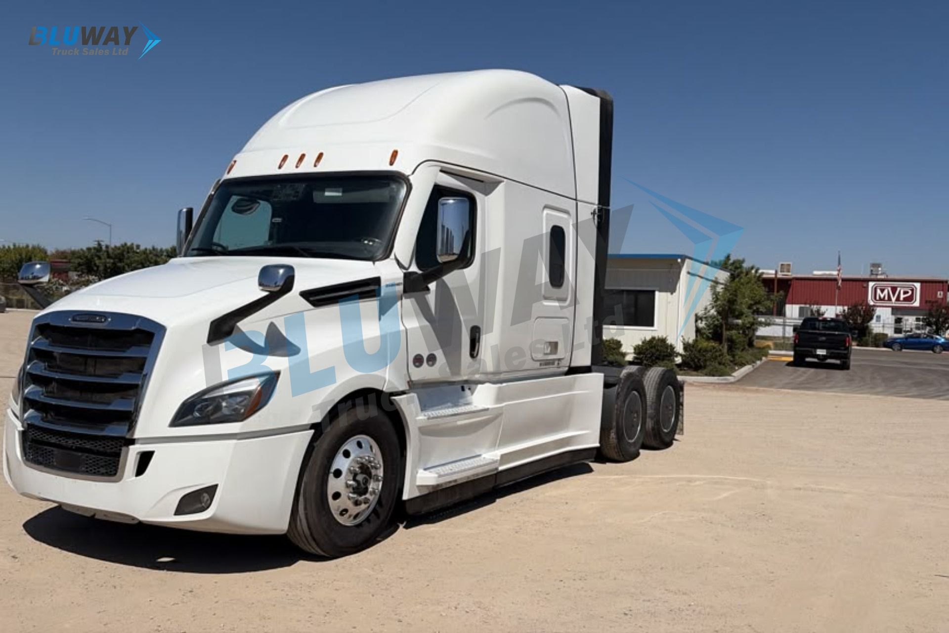 2025 Freightliner Cascadia — photo 1 of 8