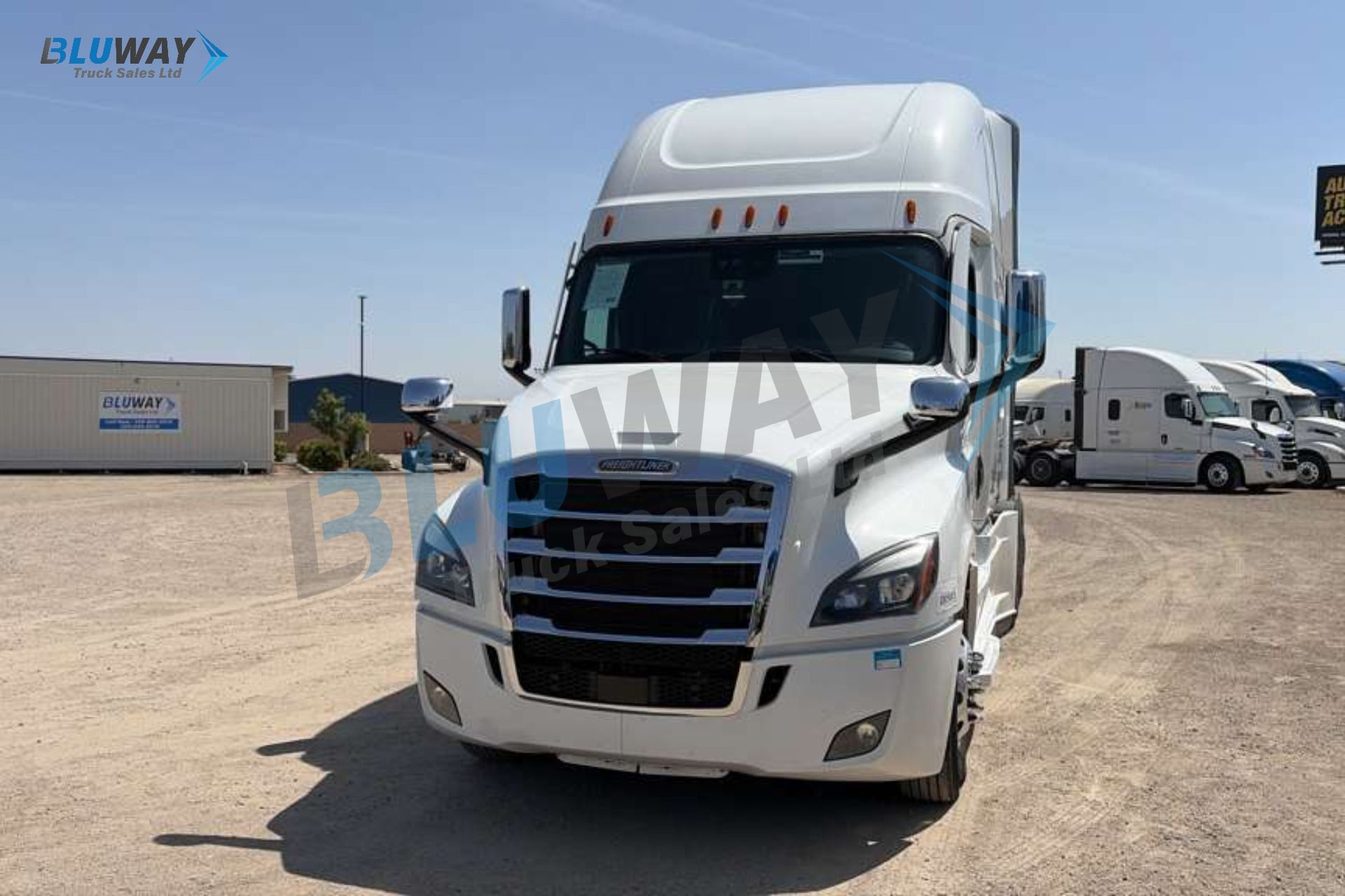 2025 Freightliner Cascadia — photo 8 of 8