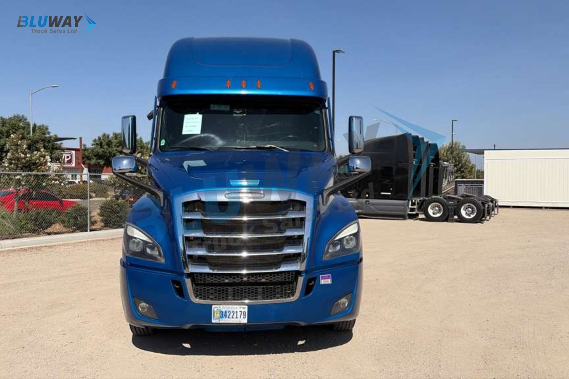 2024 Freightliner Cascadia — photo 3 of 8