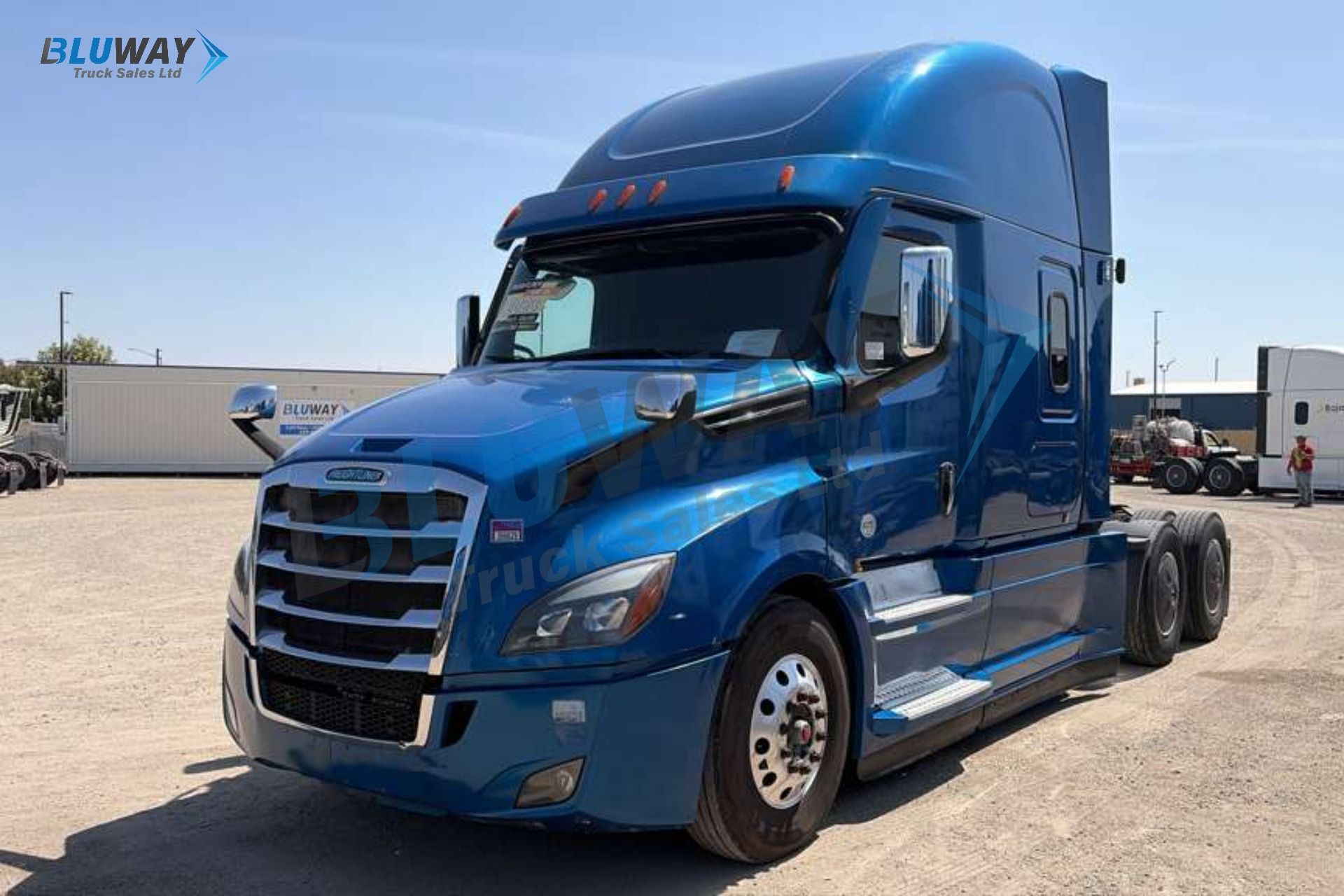 2023 Freightliner Cascadia — photo 1 of 8