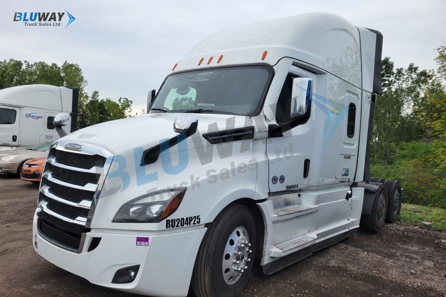 2025 Freightliner Cascadia — photo 1 of 8