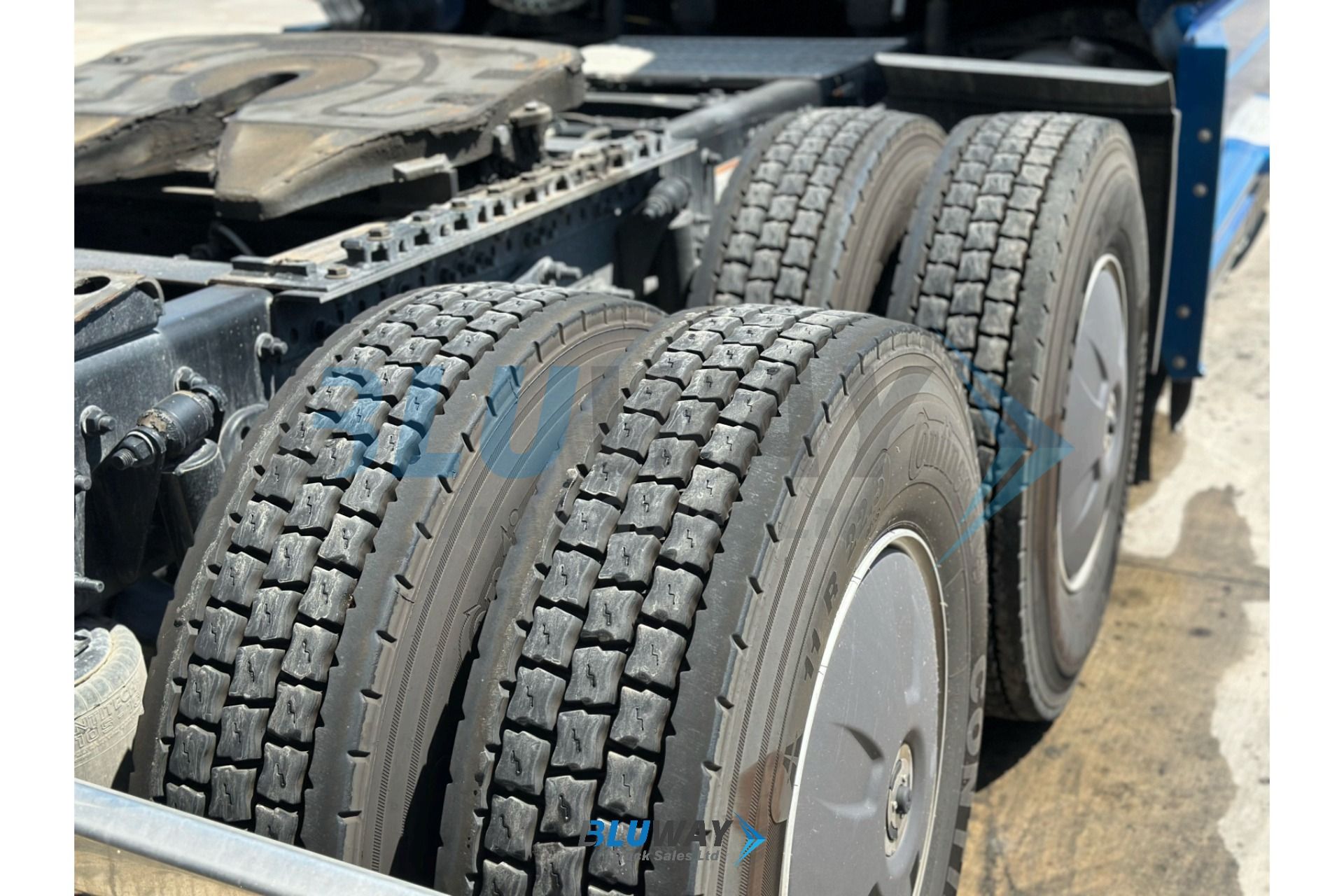 2024 Freightliner Cascadia — photo 8 of 8