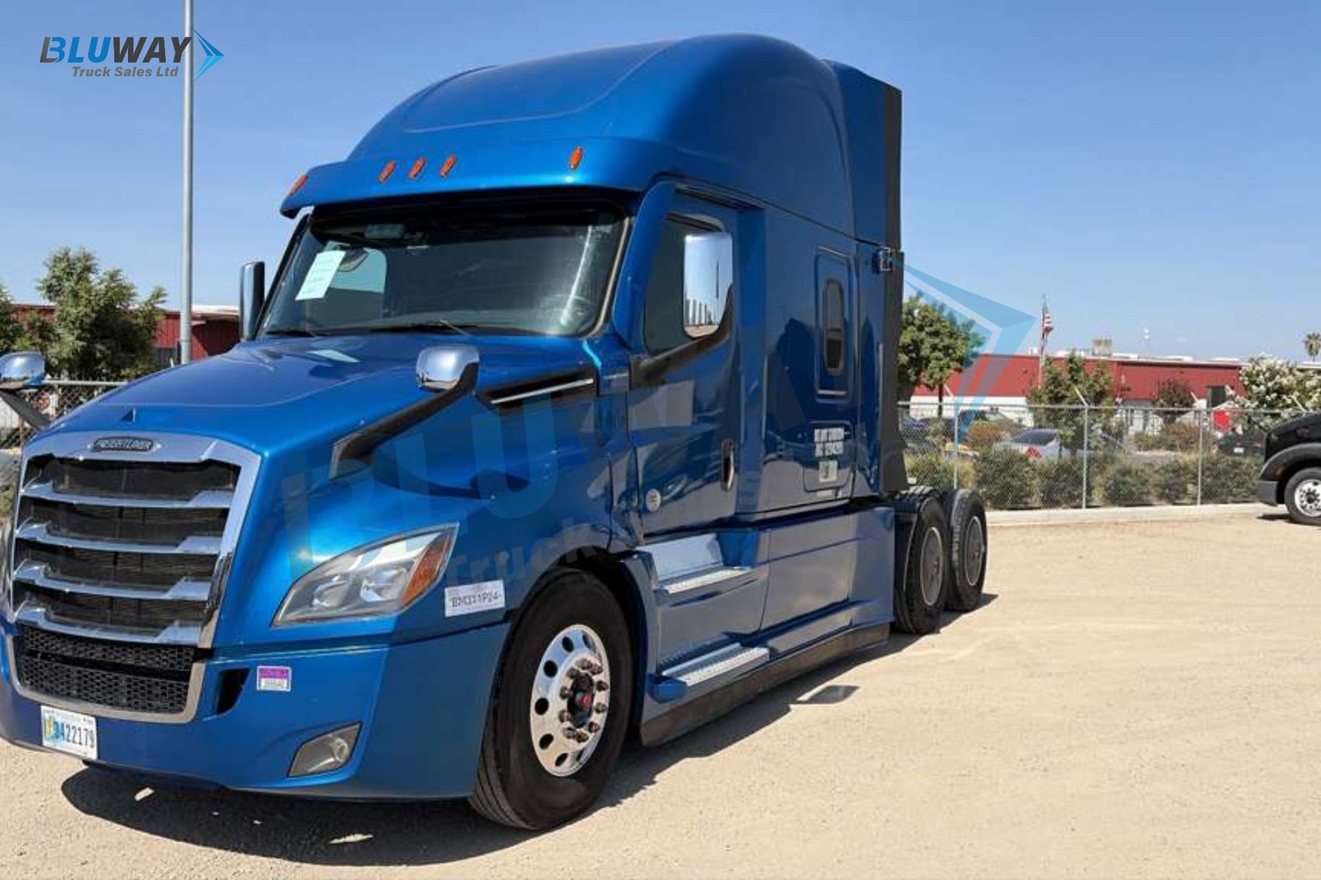 2024 Freightliner Cascadia — photo 1 of 8