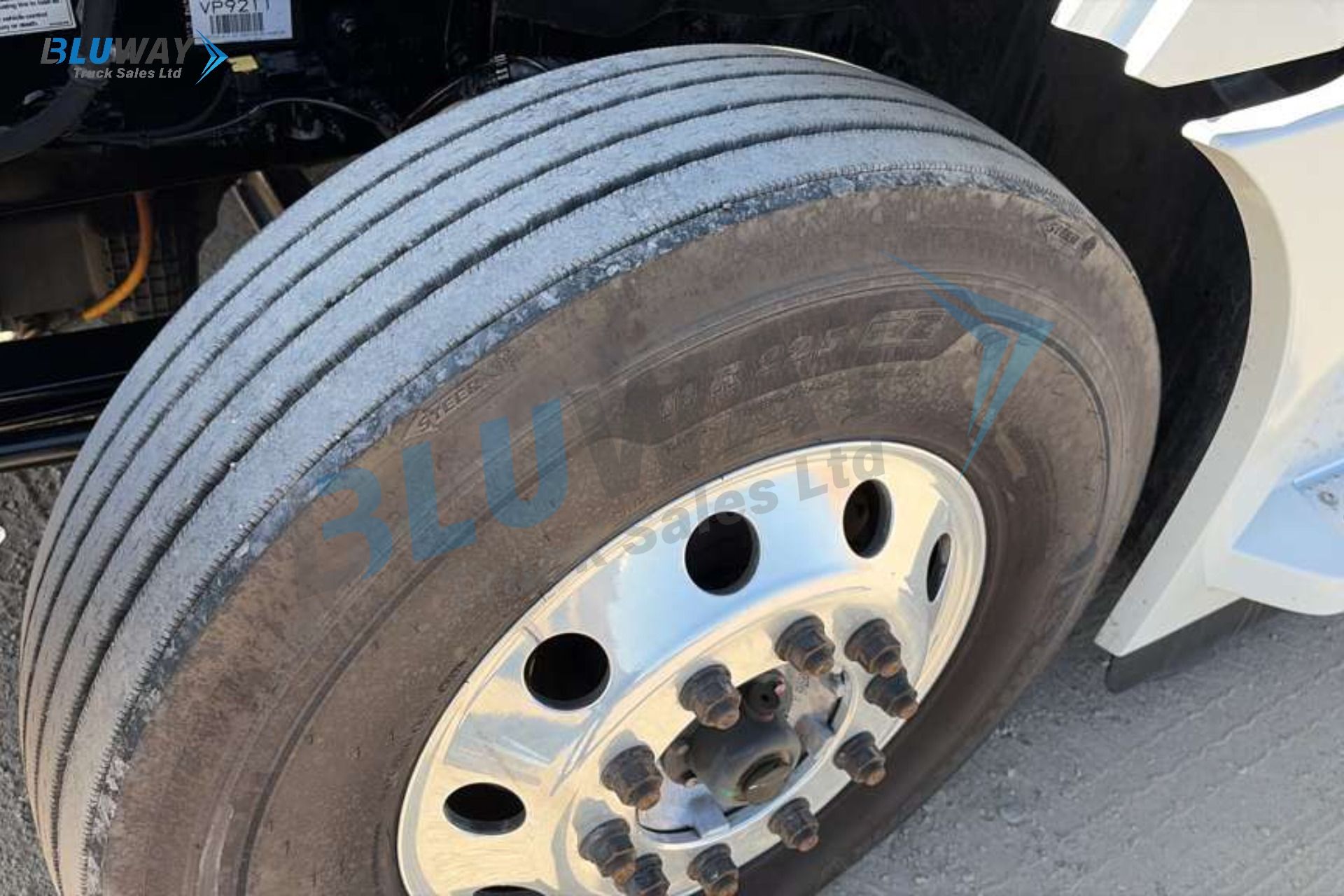 2025 Freightliner Cascadia — photo 8 of 8
