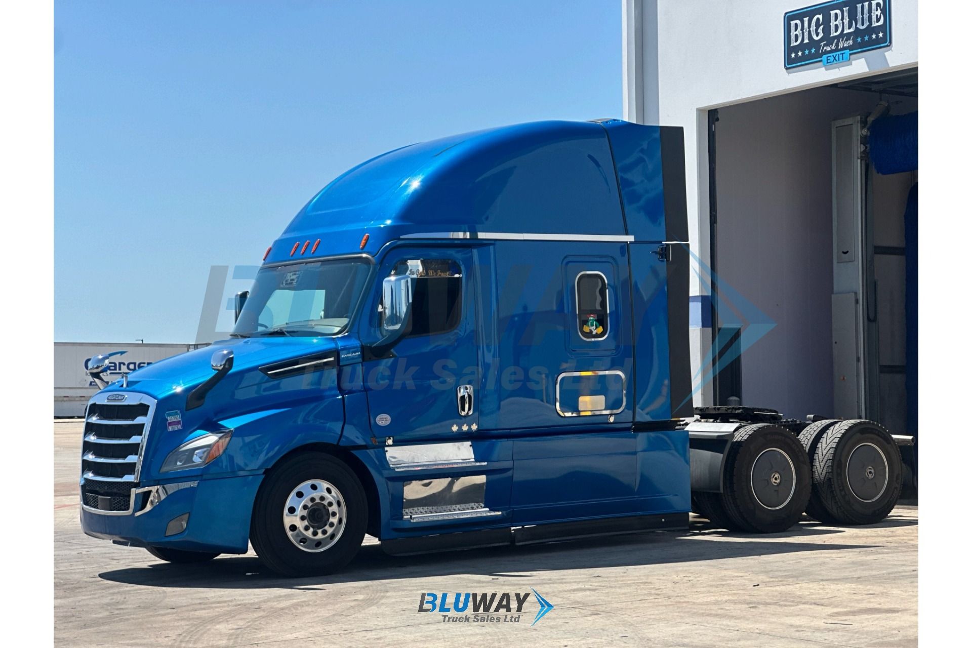 2024 Freightliner Cascadia โ photo 1 of 8